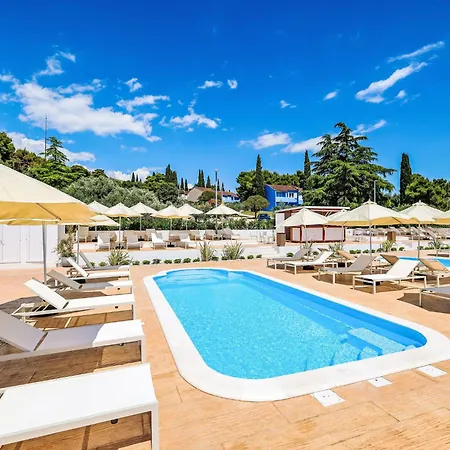 Medena-1 By Interhome Daire *