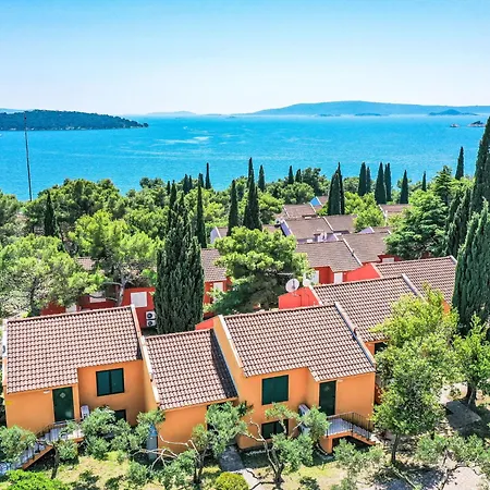 Medena-1 By Interhome شقة *