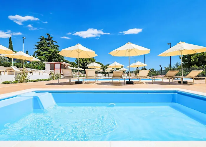 Medena-1 By Interhome *